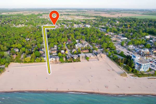 8 Oak ST #3, Lambton Shores, ON N0M 1T0