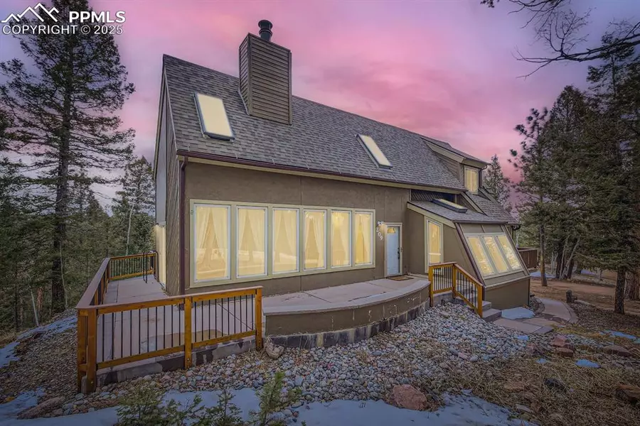 209 Summit RD, Woodland Park, CO 80863