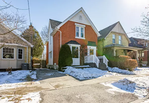 London, ON N6C 4A9,22 CARFRAE CRES