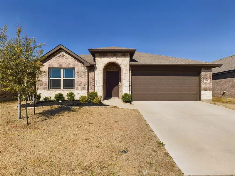 1085 Nighthawk Trail, Alvarado, TX 76009