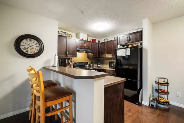 Calgary, AB T2Z 0M9,115 Prestwick Villas Southeast #2306