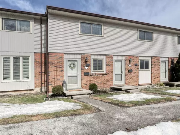 London, ON N6K 2Y6,1328 Commissioners RD W #54