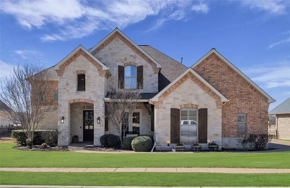 1009 Crown Valley Drive, Weatherford, TX 76087