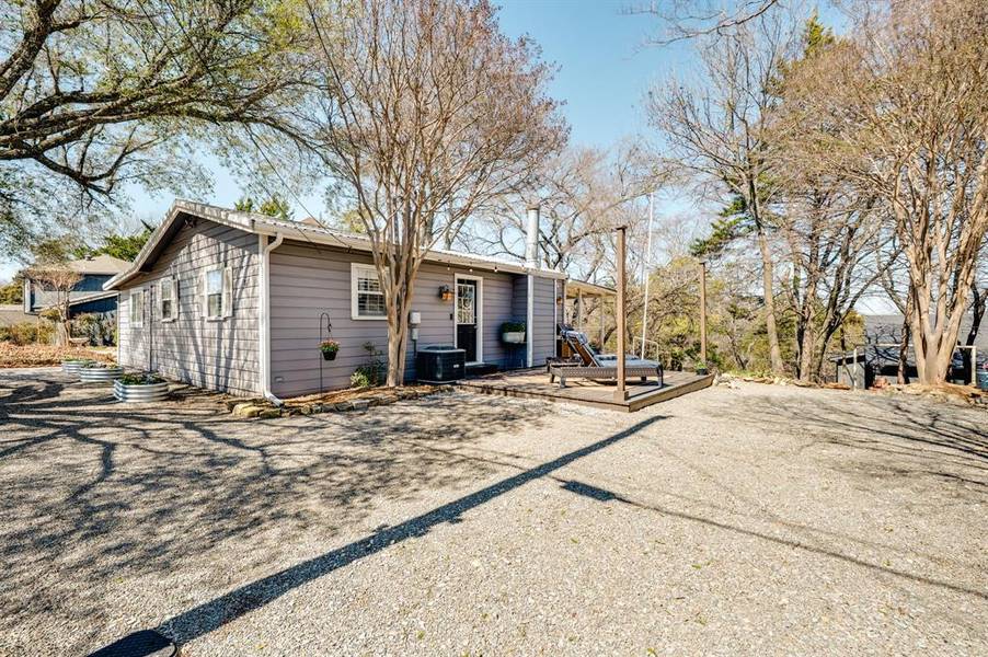 81 Windsor Drive, Pottsboro, TX 75076