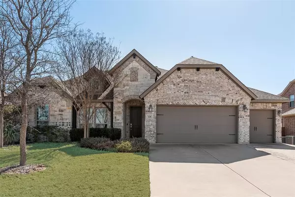 618 Lonesome Dove Drive, Midlothian, TX 76065