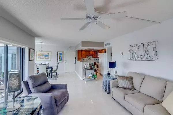 Fort Lauderdale, FL 33305,1839 Middle River Dr #303