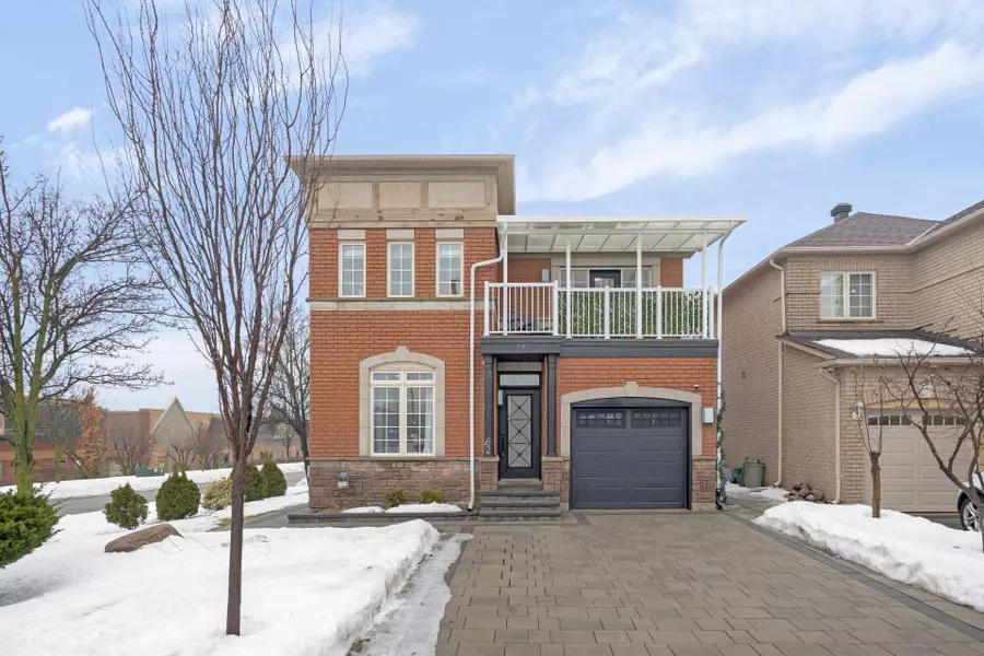 62 Legnano CRES, Vaughan, ON L4H 2B4