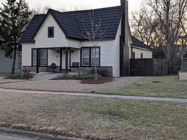 818 N Cleveland Avenue, Sherman, TX 75090