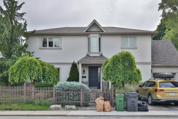 Toronto E03, ON M4C 3P1,109 Binswood AVE #Lower