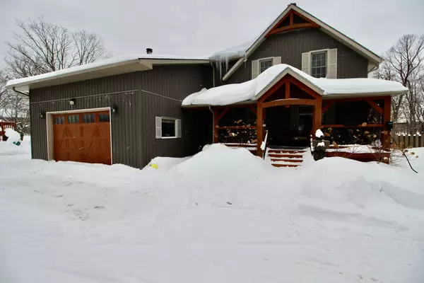 314 Cape Chin RD N, Northern Bruce Peninsula, ON N0H 1W0