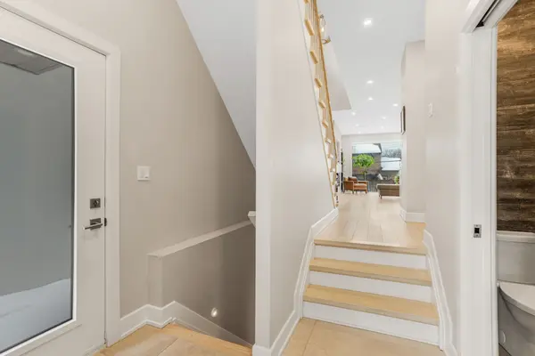 Mooneys Bay - Carleton Heights And Area, ON K2C 1R1,1341 Morley BLVD