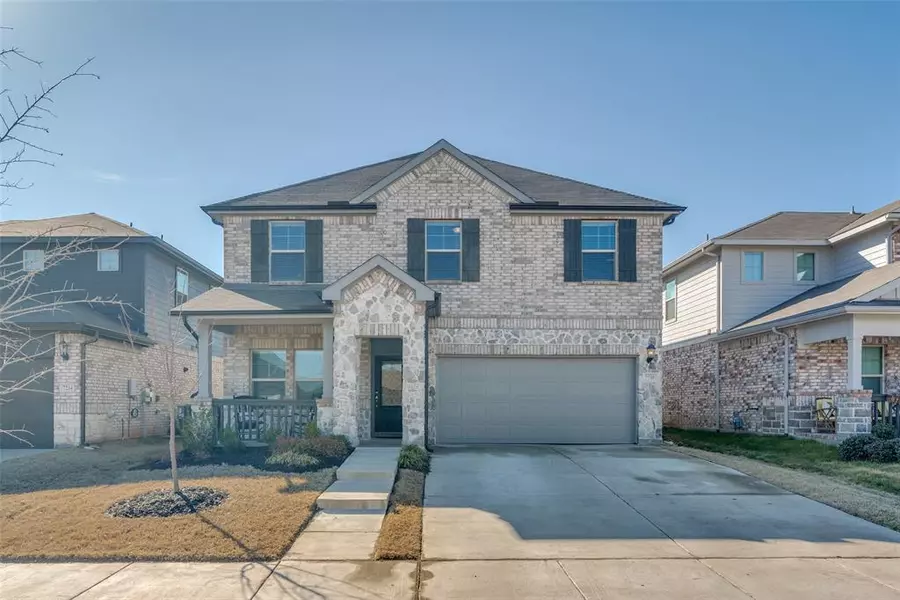 7230 Village Falls Lane, Royse City, TX 75189