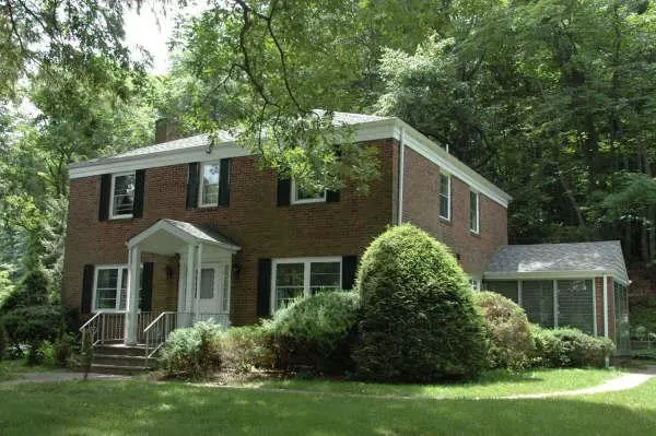 25 Hancock Pl, Franklin Twp., NJ 08873