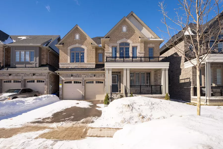 20 Whippletree DR, East Gwillimbury, ON L9N 0X2