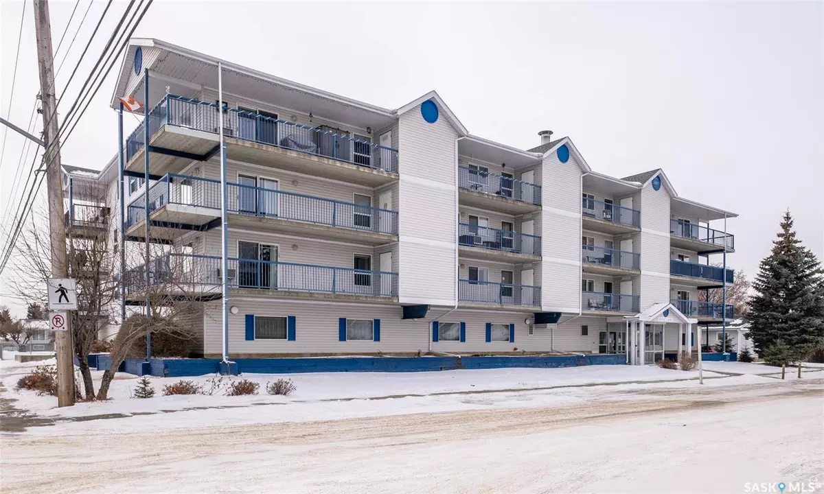 Prince Albert, SK S6V 6N6,2501 1st AVENUE W #207