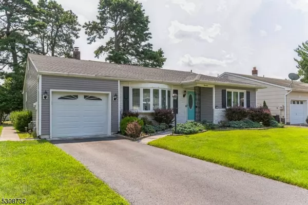 Berkeley Twp., NJ 08757,14 Cortlandt Dr