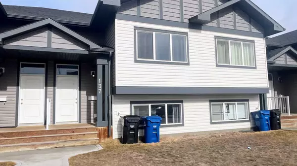 137 Ava CRES, Blackfalds, AB T4M 0M8