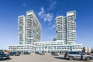 65 Speers RD #407, Oakville, ON L6K 0J1