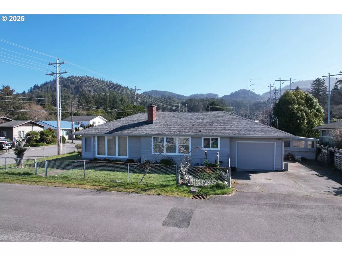 Gold Beach, OR 97444,29545 BAILOR ST