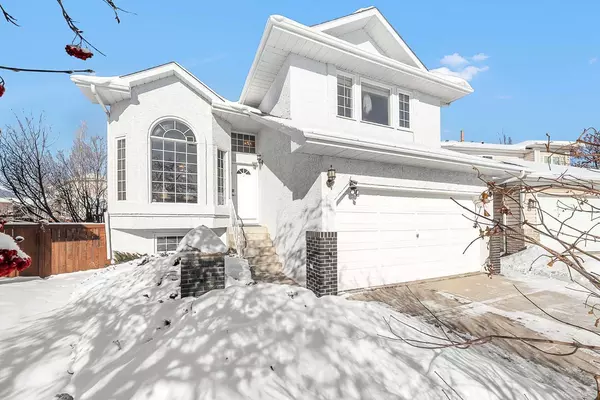 Calgary, AB T3G 3W3,232 ARBOUR SUMMIT PL Northwest