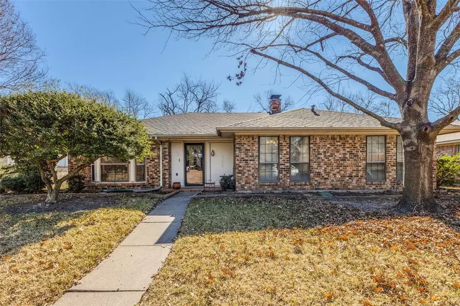 5202 woodmeadow Drive, Garland, TX 75043