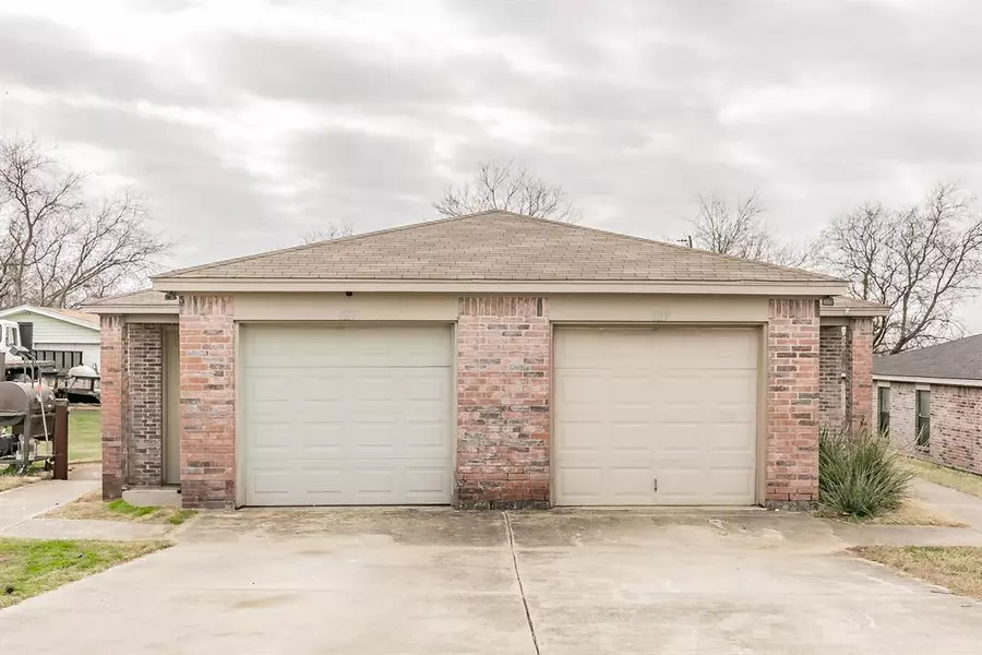 8117 Doreen Avenue, Fort Worth, TX 76116