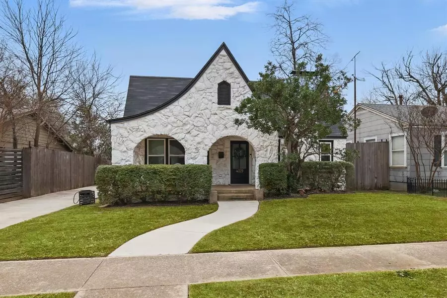 4029 Collinwood Avenue, Fort Worth, TX 76107