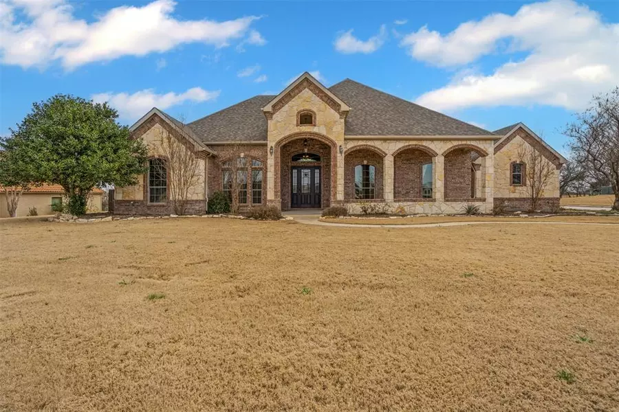 118 Top Flight Drive, Weatherford, TX 76087