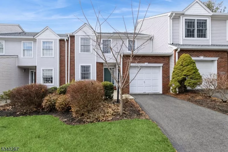 11 Schindler Ct, Boonton Twp., NJ 07005