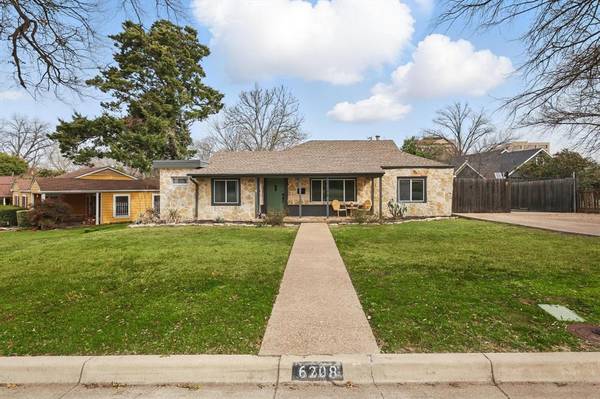 6208 Malvey Avenue, Fort Worth, TX 76116