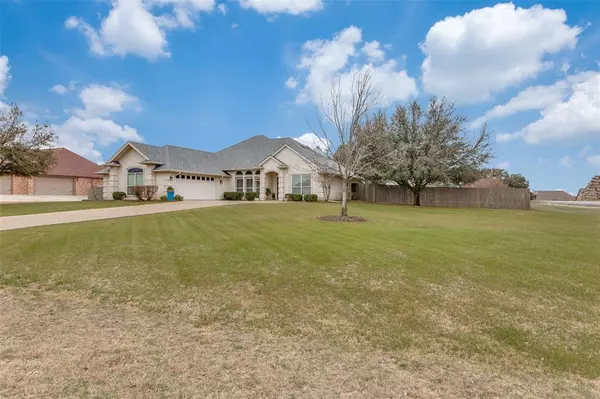 Granbury, TX 76049,2301 E Emerald Bend Court