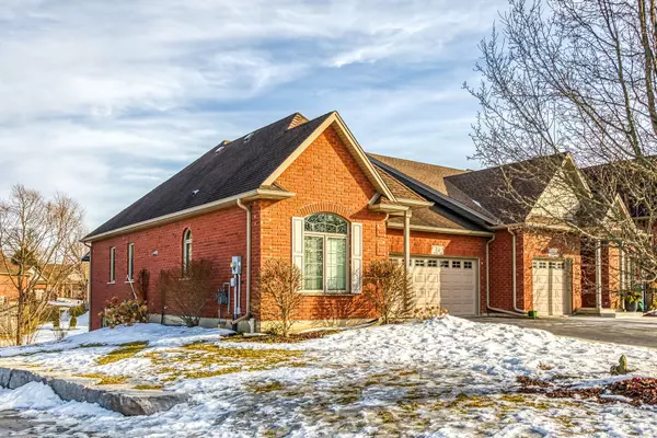 22 Isaac CT, Haldimand, ON N3W 0A7