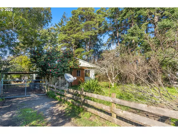 Port Orford, OR 97465,628 W 13TH ST