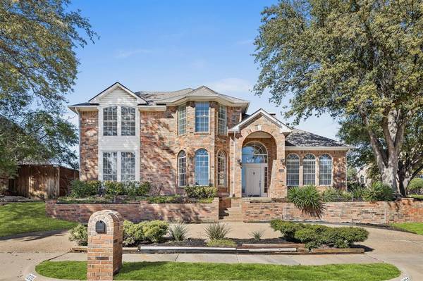 1020 Wiltshire Drive, Carrollton, TX 75007