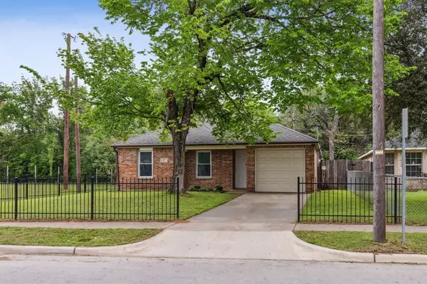 1634 Pine Street, Dallas, TX 75215