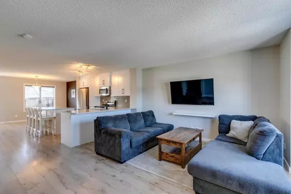 Calgary, AB T2X 0Y9,330 Legacy Village WAY Southeast