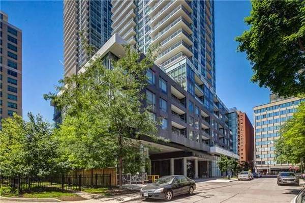 98 Lillian ST #719, Toronto C10, ON M4S 0A5