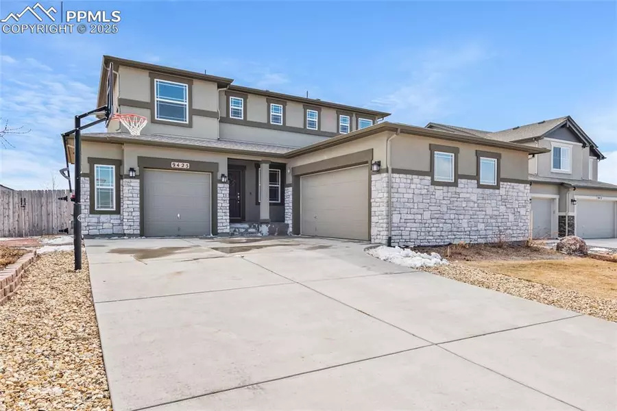 9425 Beaver Brook DR, Colorado Springs, CO 80908