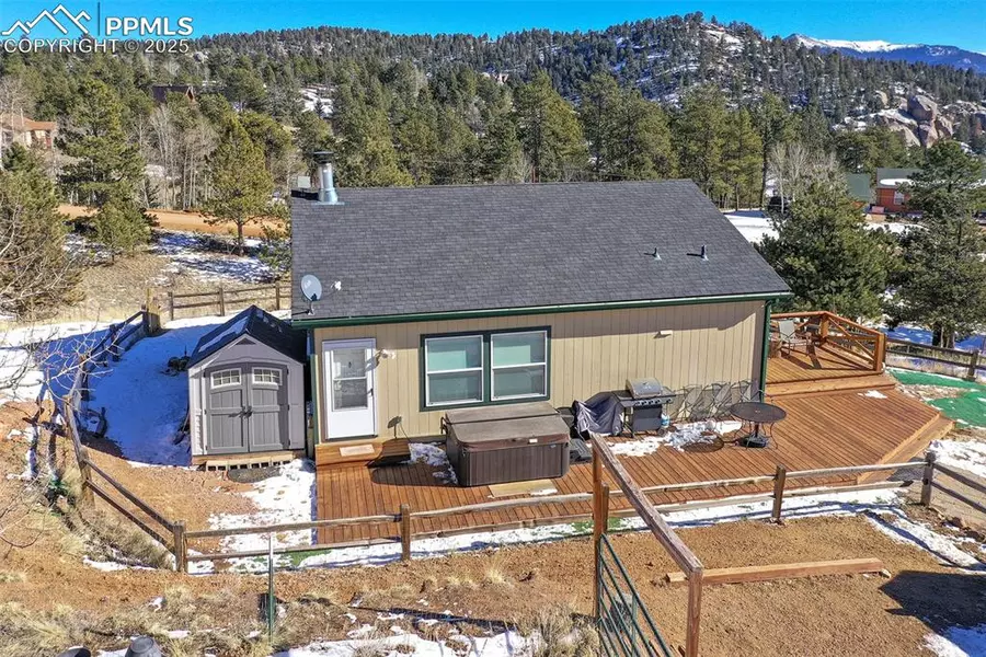 28 E Nevada CIR, Florissant, CO 80816