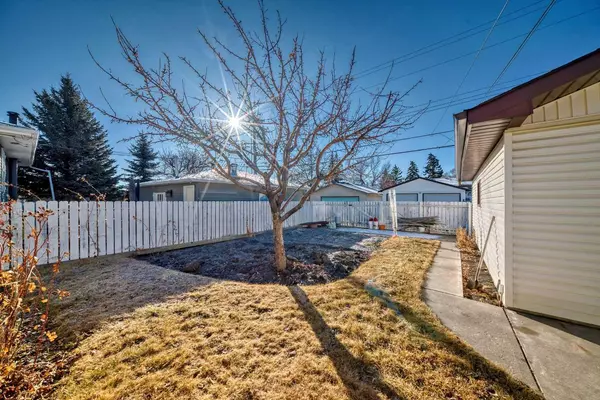 Calgary, AB T2K 0R7,339 78 AVE Northeast