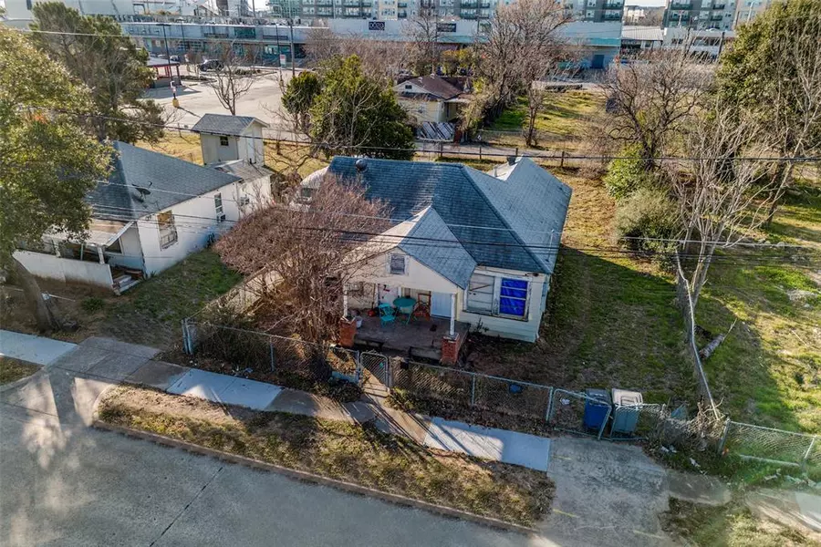 332 Guam Street, Dallas, TX 75212