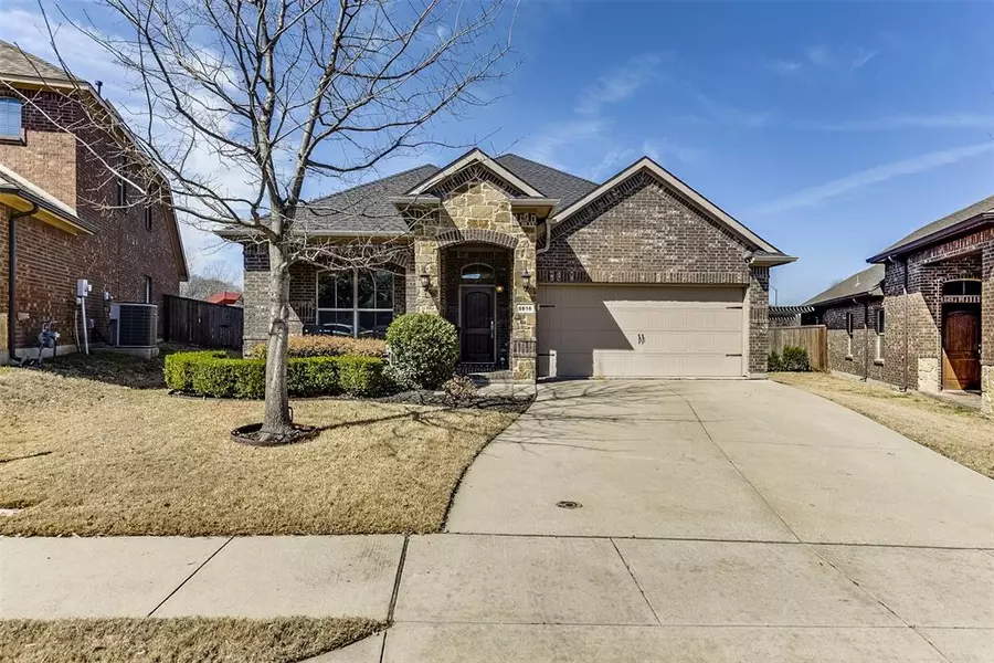 3815 Weatherstone Drive, Fort Worth, TX 76137