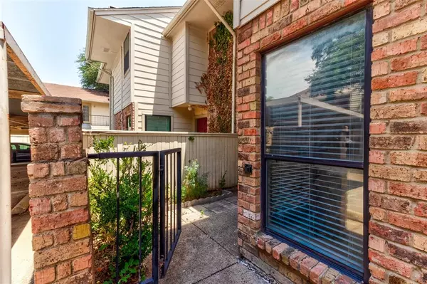 6646 E Lovers Lane #1003, Dallas, TX 75214