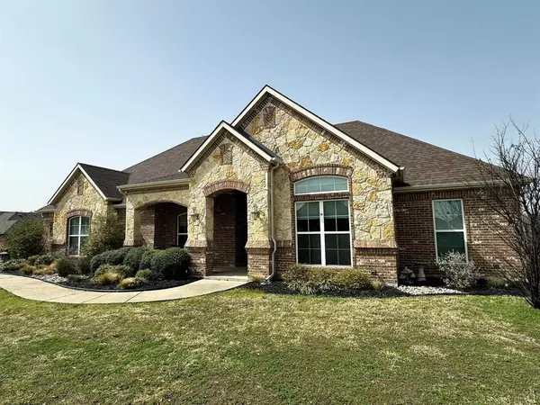 Oak Leaf, TX 75154,1917 Willow Bend Drive