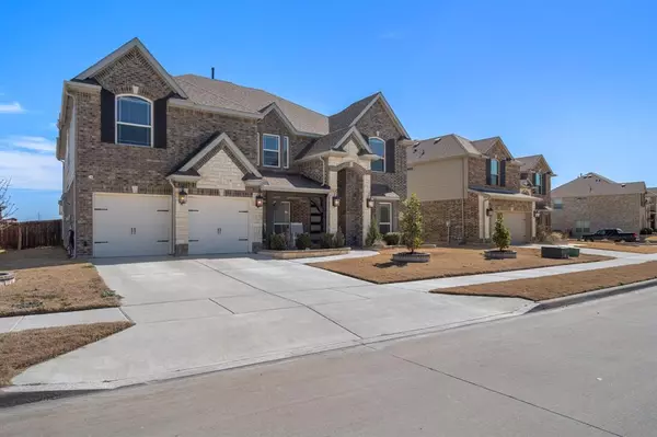 Fort Worth, TX 76179,6004 Pine River Lane