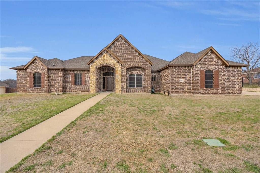 1741 Pine Drive, Midlothian, TX 76065