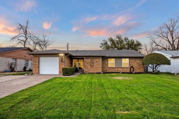 1208 Dearborn Drive, Richardson, TX 75080