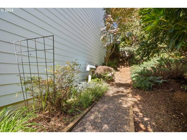 Depoe Bay, OR 97341,350 NE HARBOR VIEW PL