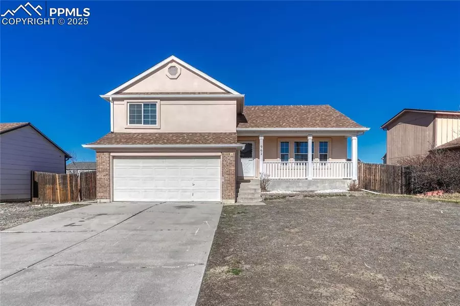 962 Daffodil ST, Fountain, CO 80817