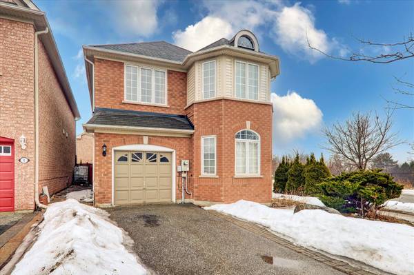 10 Gristone CRES, Toronto E11, ON M1X 1V1